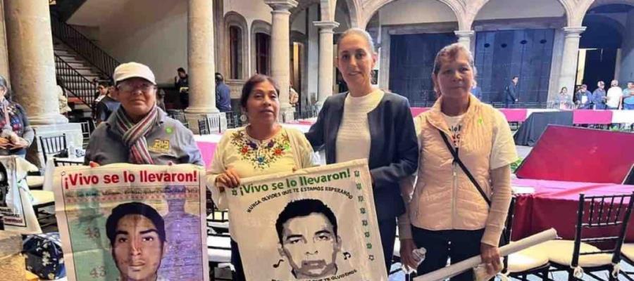 Busca Claudia Sheinbaum reunirse con padres de los 43 normalistas de Ayotzinapa