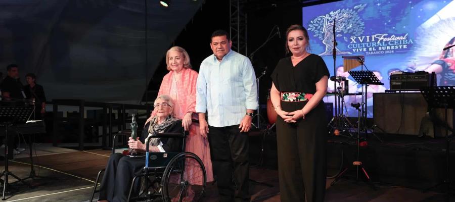 Con entrega de galardón a Rosa Dehesa inaugura May Festival Ceiba