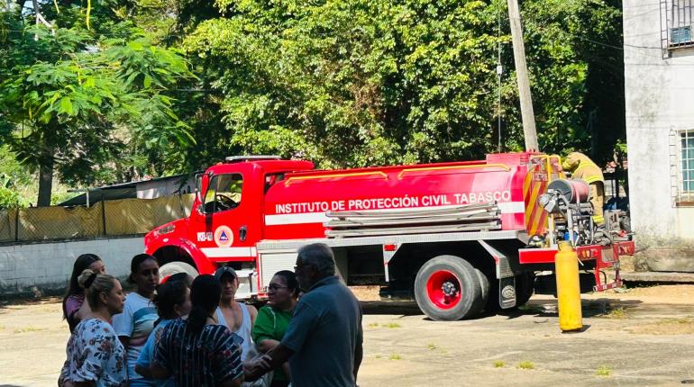 Se quema departamento en Villa Las Fuentes