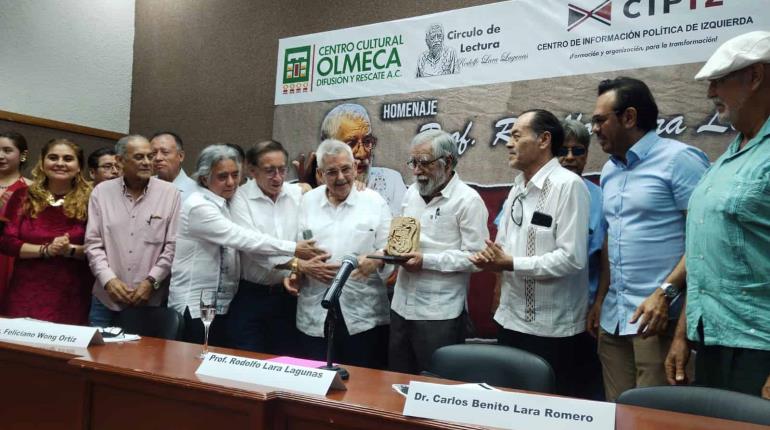 Rinden homenaje a Rodolfo Lara Lagunas