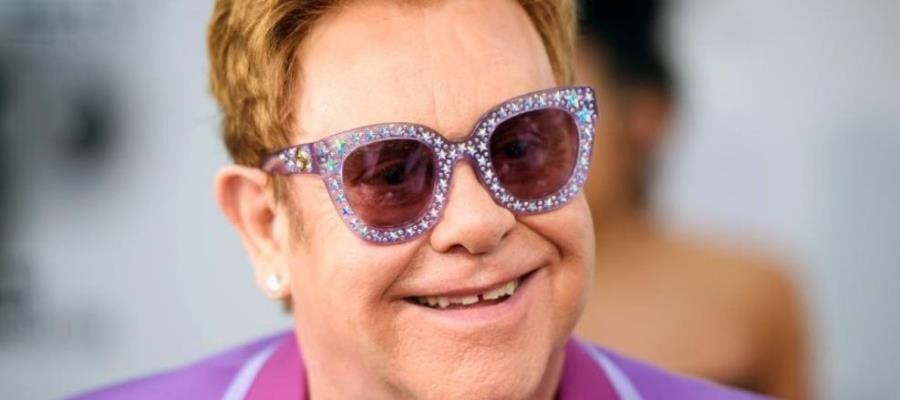 Revela Elton John que ha perdido la vista casi por completo