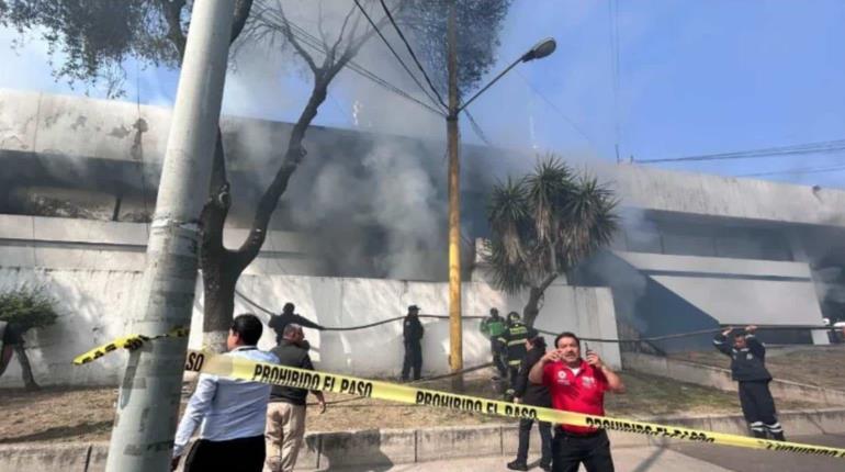 Se registra incendio en bodega de la FGJ de CDMX