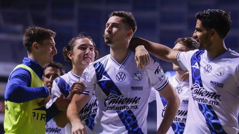 Puebla anuncia la salida de Santiago Ormeño y 2 jugadores más para el Clausura 2025