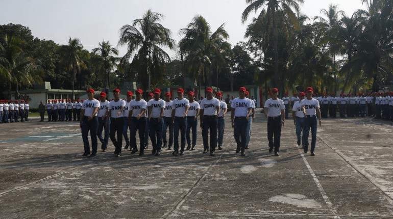 Informa Ejército Mexicano entrega de cartillas militares