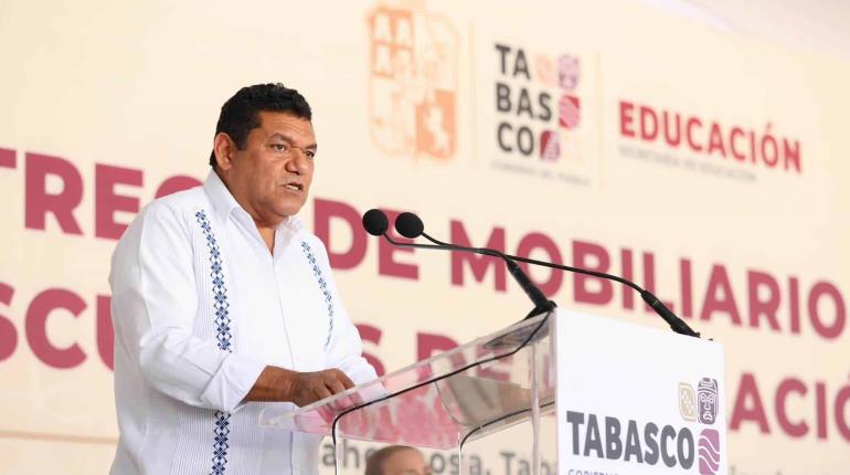 Plantea gobierno a Pemex proyectos por 4 mil mdp para obras en municipios petroleros