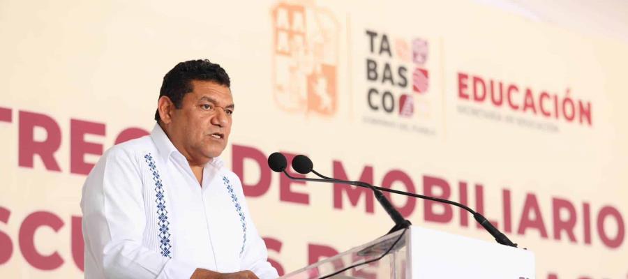 Plantea gobierno a Pemex proyectos por 4 mil mdp para obras en municipios petroleros