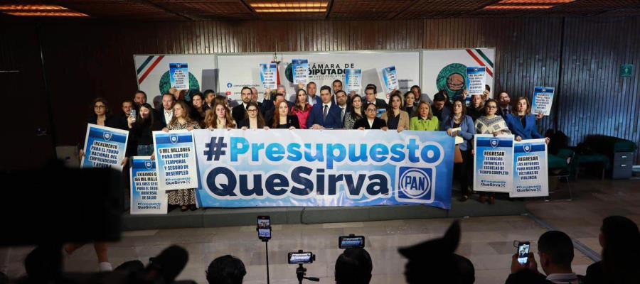 Presenta PAN "presupuesto alterno"