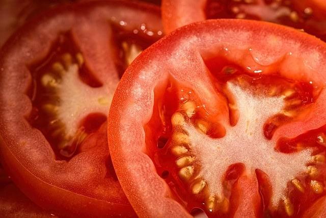 Sube a 30 pesos el kilo de tomate en Central de Abastos de Villahermosa