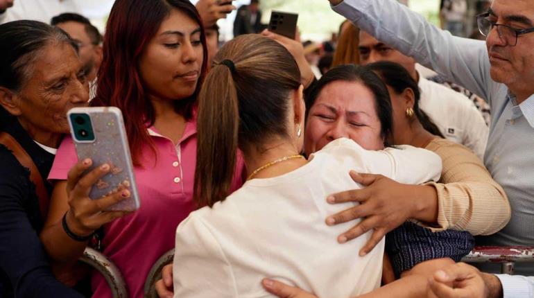 "¡Pantelhó te necesita!", gritan desplazados por violencia a Sheinbaum durante su visita a Chiapas