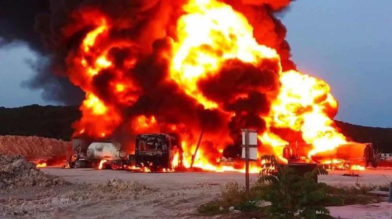 Incendio en depósito de combustible de Tren Maya en Campeche fue por mal procedimiento: Ejército