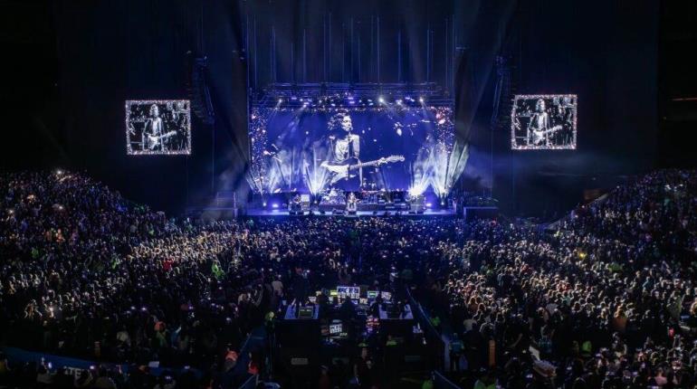 Caifanes critica sacrificio de fauna por el Tren Maya, durante concierto en el Palacio de los Deportes