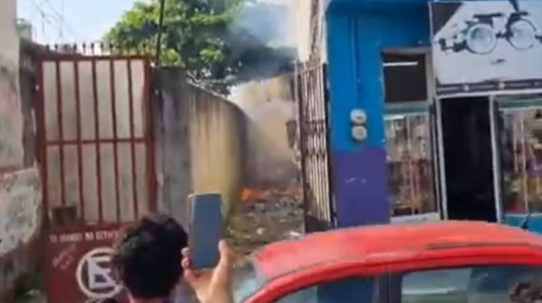 Se incendia vivienda que almacenaba pirotecnia en Cárdenas