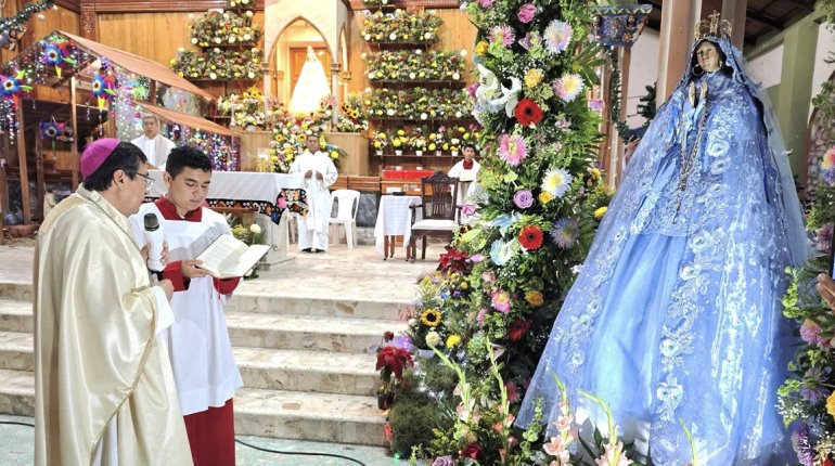 Bendice Obispo réplica de la Virgen de Cupilco que peregrinará por Tabasco