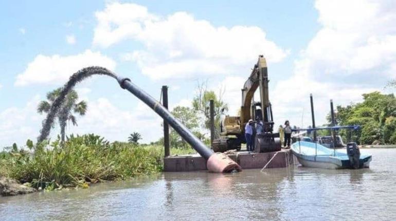 Llegarán más dragas a Tabasco para desazolve de ríos: Gobernador