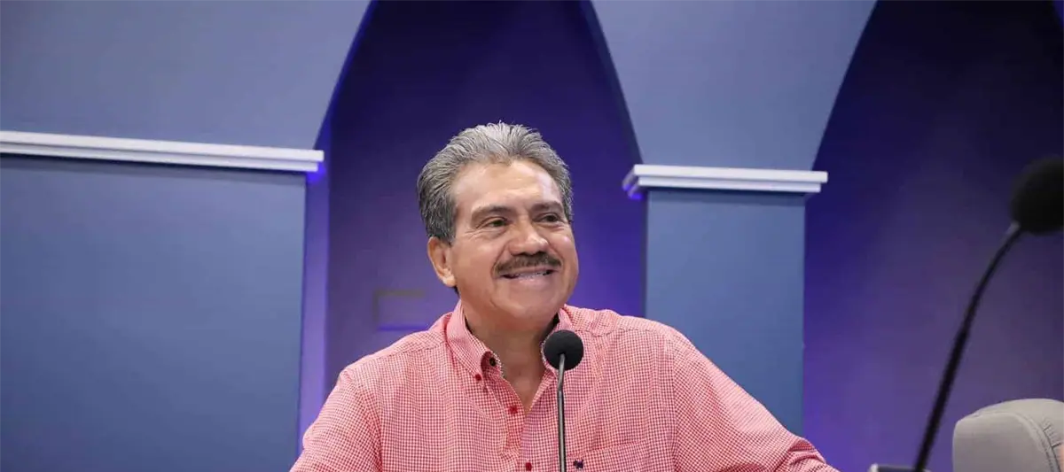 Evaristo Hernández rompe con Morena; buscará alcaldía de Centro por otro partido