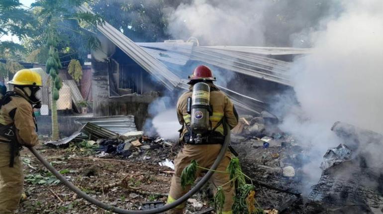 Capacitan a bomberos de Tabasco en Lucha contra el fuego