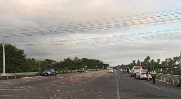 Mueren 2 personas y 40 más resultan heridas tras accidente en Guerrero