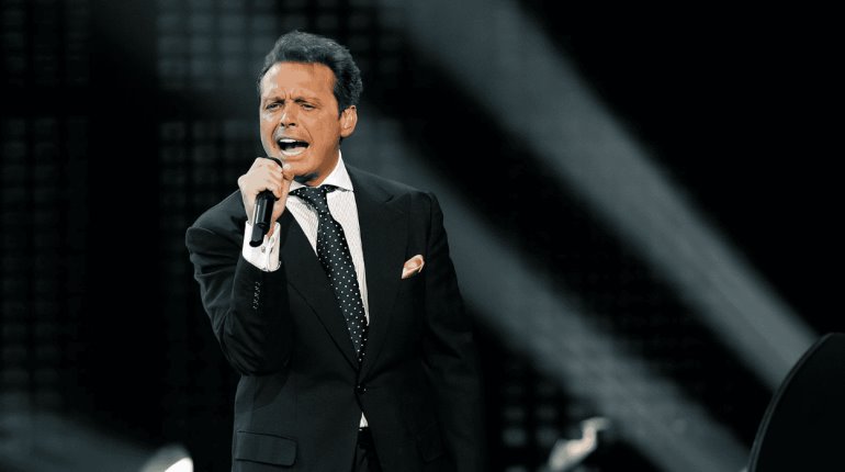 "Ídolo", Salinas presume cena con Luis Miguel