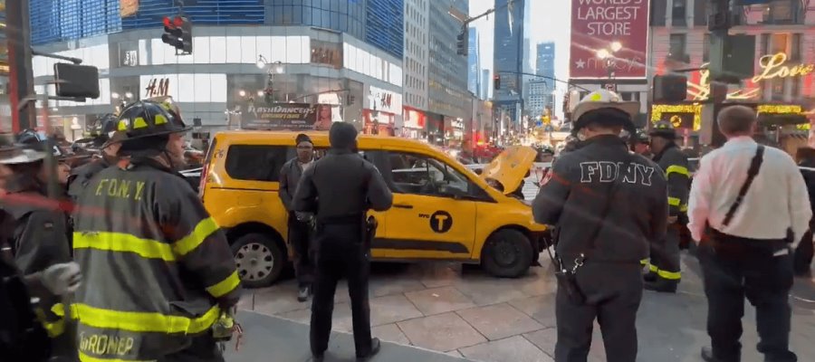 Taxista atropella a 6 peatones en Nueva York