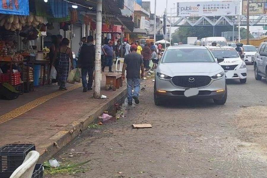 90 % de comercios de Villahermosa no cuentan con salidas de emergencia: Colegio de Abogados Tabasqueños 90 % de comercios de Villahermosa no cuentan con salidas de emergencia: Colegio de Abogados Tabasqueños