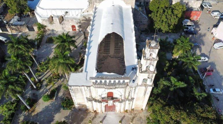 Se desploma techo de la Iglesia San Luis Obispo del municipio de Calkiní, Campeche