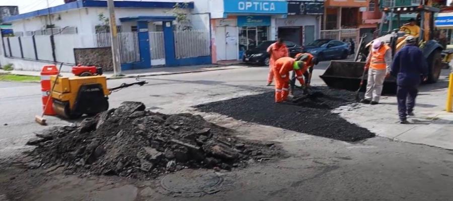 Supervisa Yolanda Osuna programa de bacheo en Centro