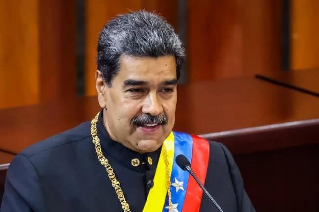 Eleva EE. UU. a 25 mdd recompensa por captura de Maduro; no lo reconoce como presidente