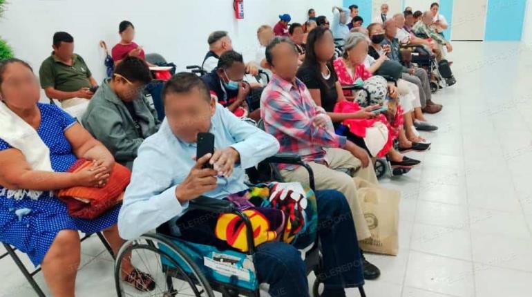 Nueva clínica de hemodiálisis no cuenta con capacidad de servicio se quejan derechohabientes del IMSS