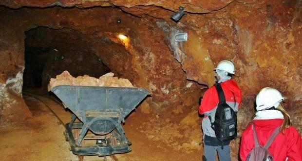 Fallece minero tras caerle una piedra en Querétaro