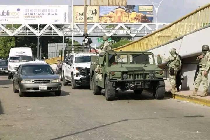 Lo detienen con equipamiento policial y machete en Casa Blanca