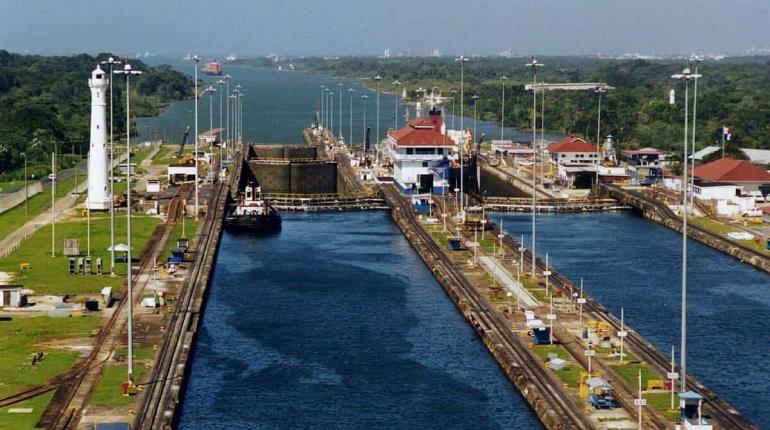 Congresistas republicanos presentan "Ley de la recompra del canal de Panamá"