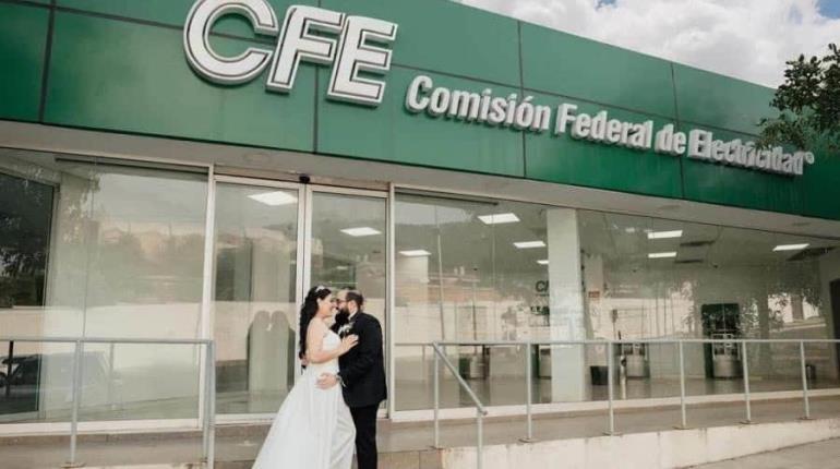 ¡En la luz y en la oscuridad! Pareja comparte sesión de bodas en sucursal de CFE Monterrey