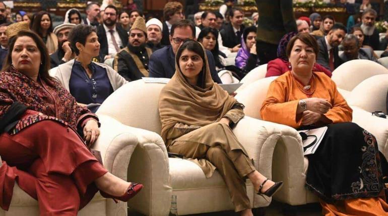 Malala se dice "emocionada y feliz" de volver a su natal Pakistán, tras atentado de 2012