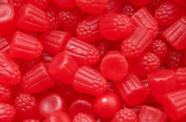 ¡Adiós a dulces coloridos!  EE.UU. prohíbe el colorante rojo No.3, como posible causa de cáncer