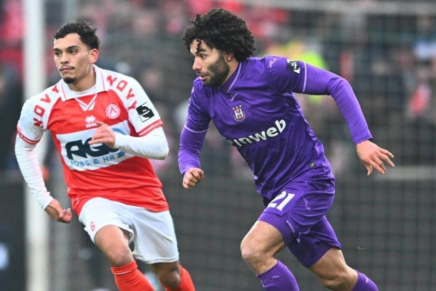 ¡Lo ovacionan! ´Chino´ Huerta debuta con gol en el Anderlecht de Bélgica