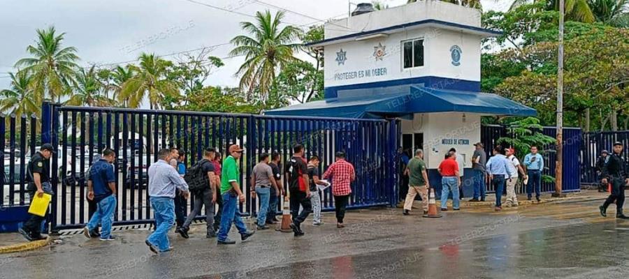 No reciben incremento salarial 1,500 policías de Tabasco