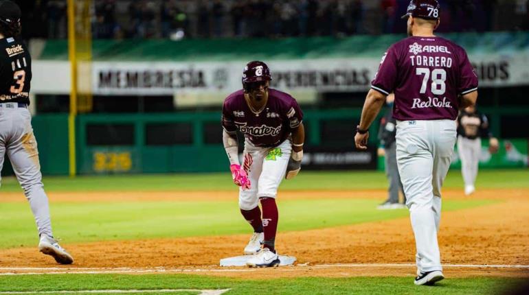 Tomateros de Culiacán pegan primero y vencen a Charros de Jalisco en 1er juego de la Serie Final de la LMP