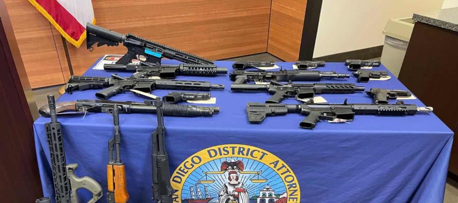 Detienen a 39 presuntos integrantes de la "Mafia Mexicana" en San Diego