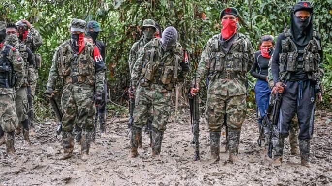 Fiscalía de Colombia reactiva órdenes de captura contra miembros del ELN