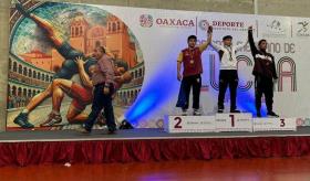 Consiguen tabasqueños medalla en Abierto de Lucha en Oaxaca