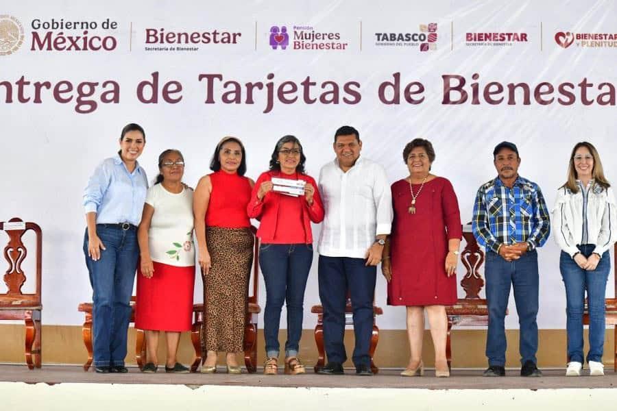 Promueve gobernador consumo local entre beneficiarios de los programas del Bienestar