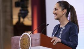 Celebra Sheinbaum posición de Trump sobre relación comercial con México en Foro de Davos