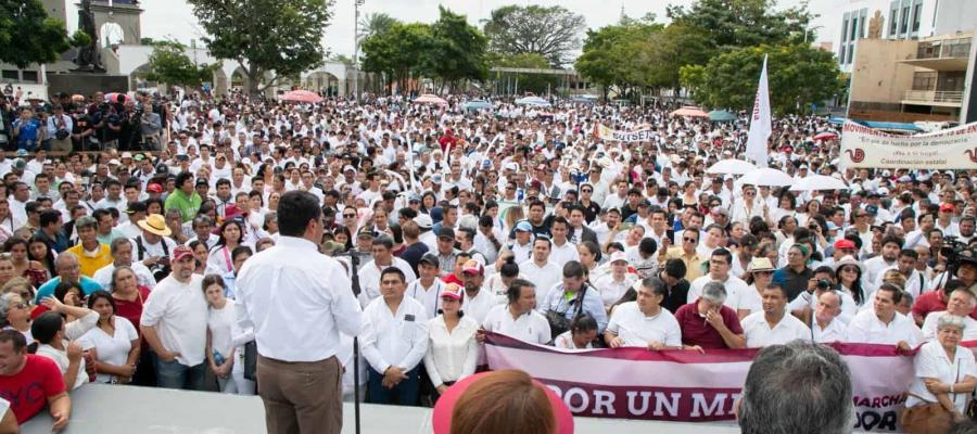 Ironiza Fócil sobre marcha de la paz convocada por Morena