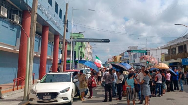 Bloquean Méndez para exigir pago de afectaciones por inundaciones de 2007