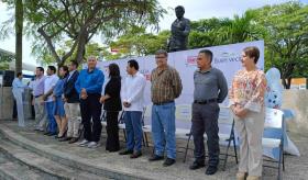 Inauguran parada sustentable con botón de pánico y cámaras en Ruiz Cortines