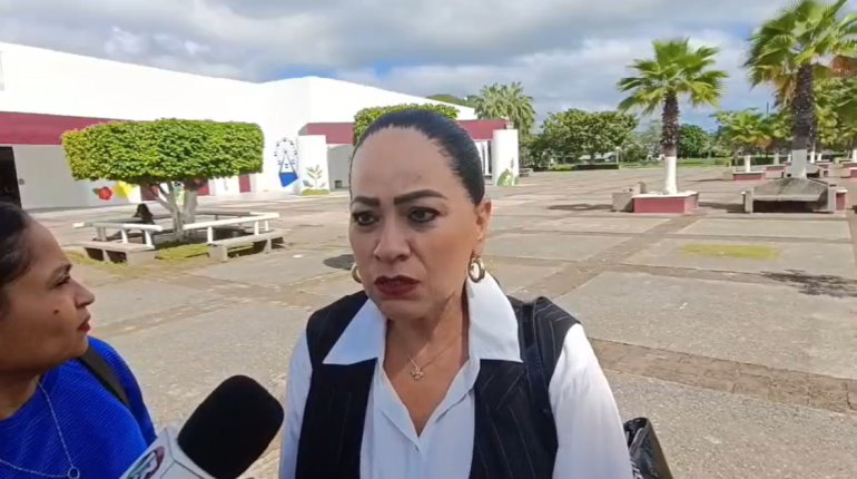 Vigilar y hacer denuncias anónimas por mantas, pide Setab a padres