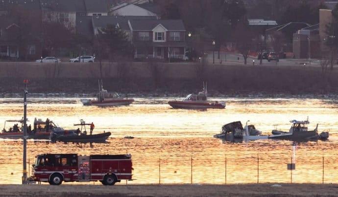 Patinadores rusos entre los cuerpos recuperados de accidente aéreo en Washington