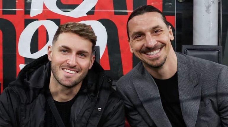 Santi Giménez asiste al derby de la Madonnina tras firmar con el AC Milán