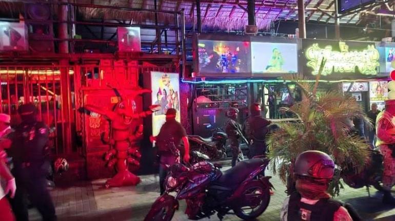Ataque armado en bar de Acapulco deja turistas heridos