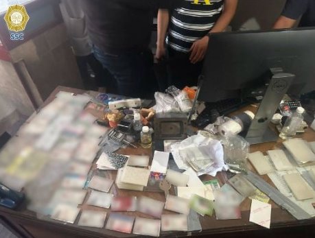 Detienen a 3 falsificadores de documentos en CDMX